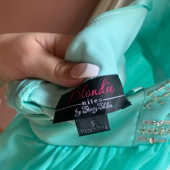 Cyan blue formal dress - Picture 3 of 4